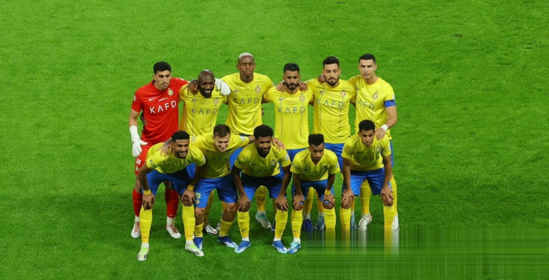 aoa体育娱乐-亚冠赛况持续关注，各队实力对比引人期待