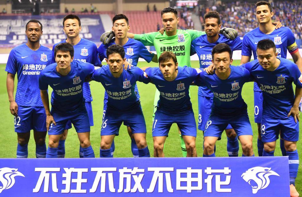 包含比赛中出现意外情况，球队临危不乱，取得胜利的词条