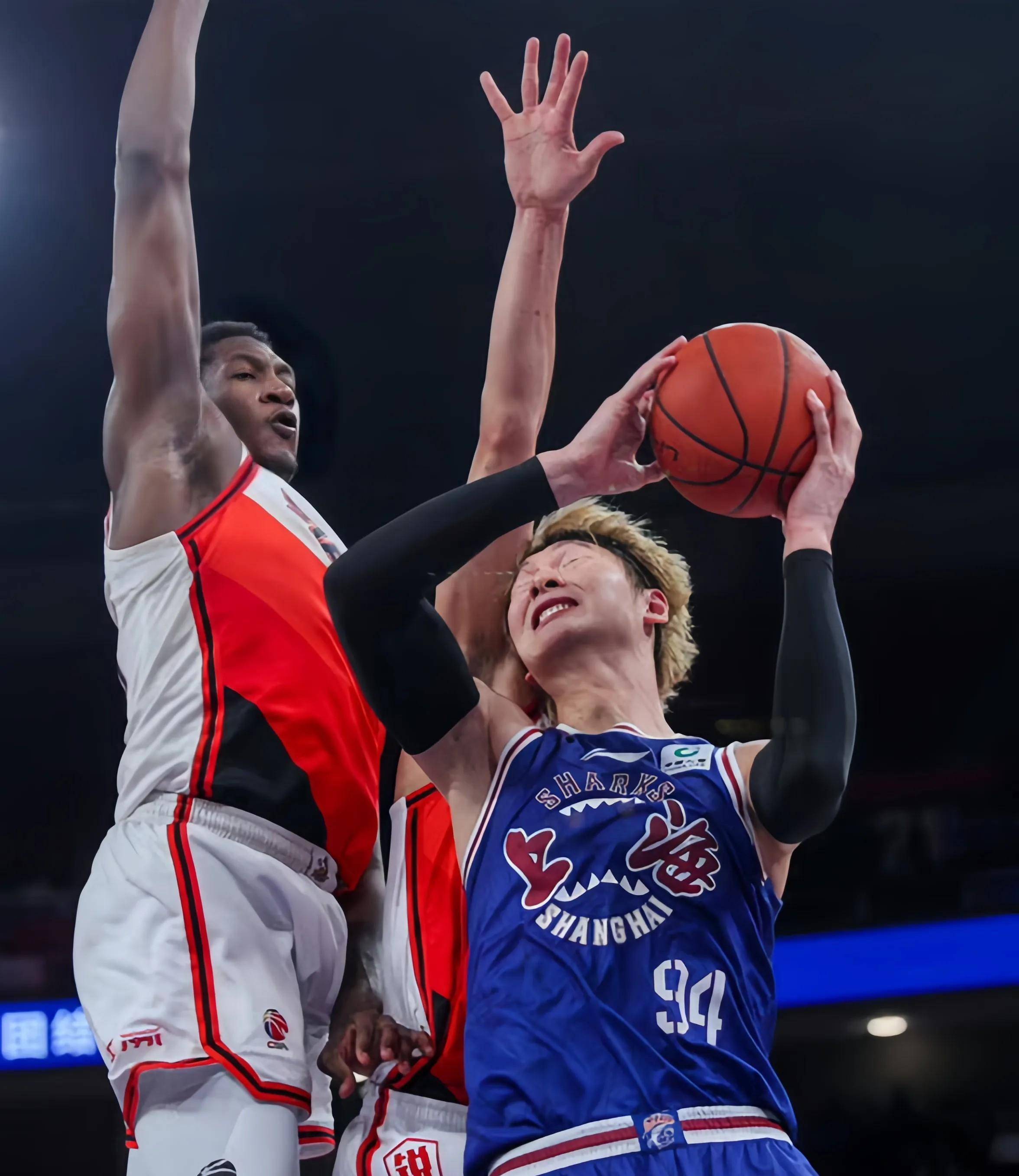 球员组合调整后,某队迎来抢眼表现的简单介绍 球员组合调整后,某队迎来抢眼表现的简单介绍