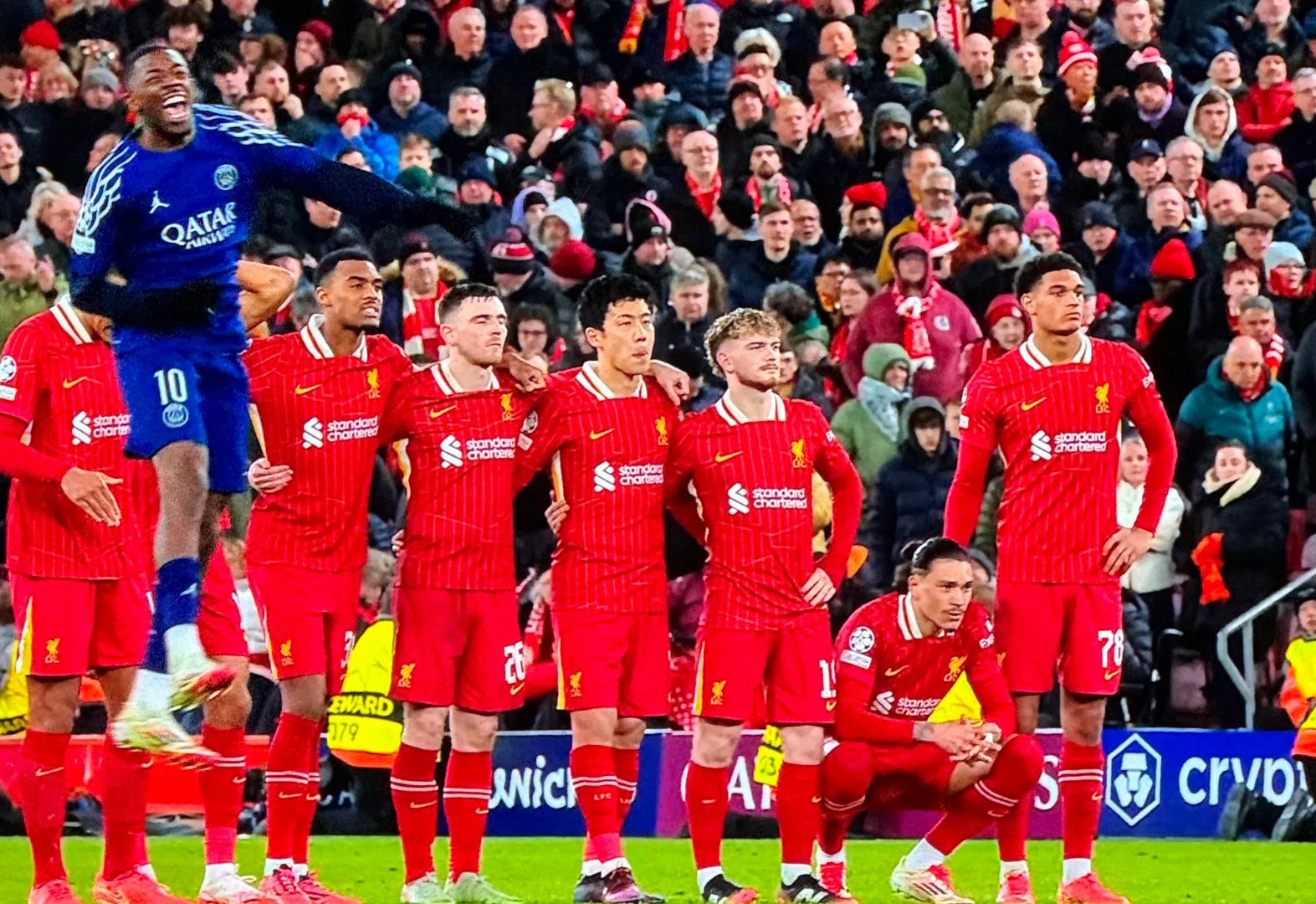 aoa体育教练-利物浦对阵拜仁慕尼黑，胜负难料的简单介绍