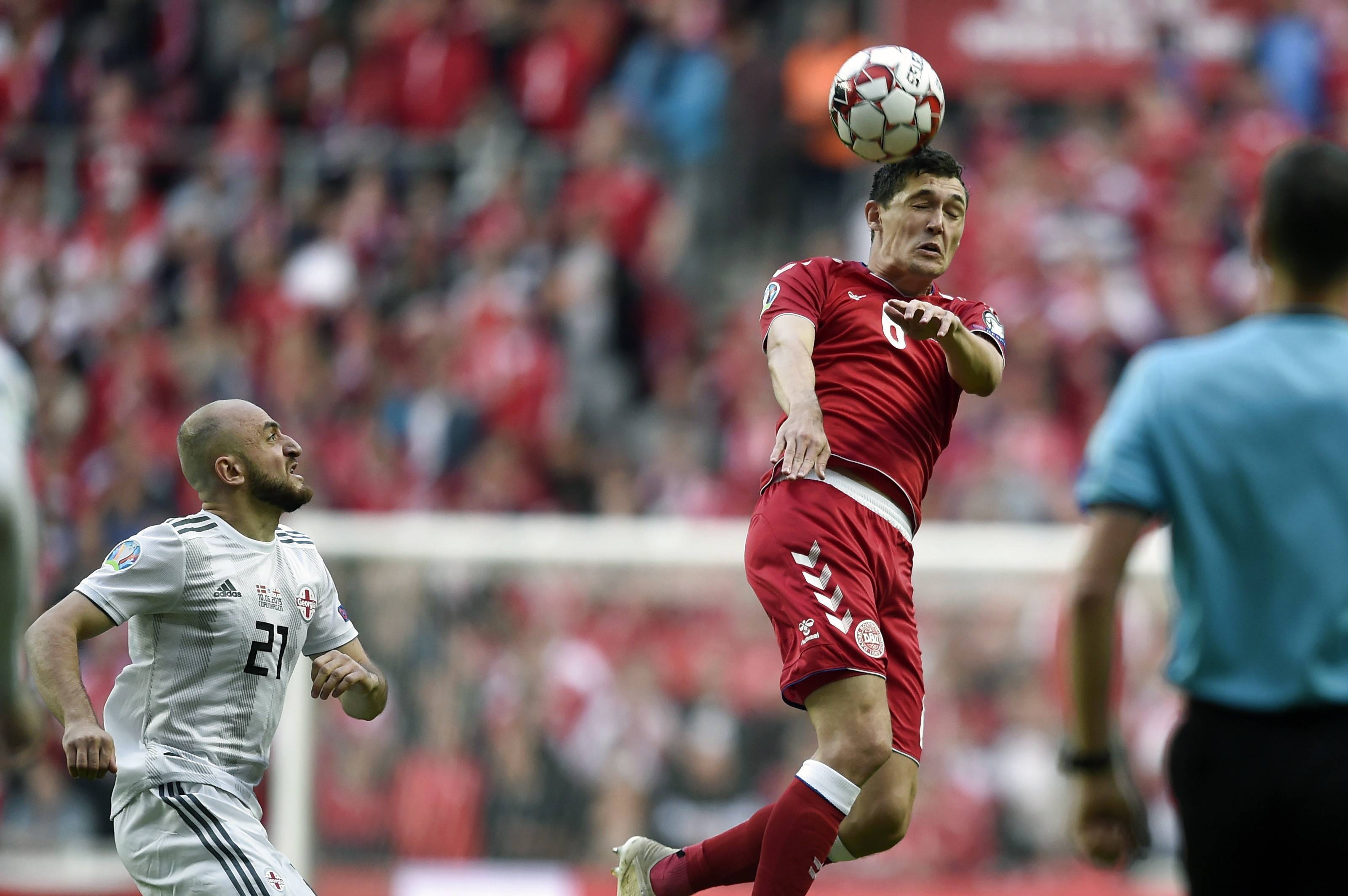 关于捷克队在欧预赛中抢攻制胜!的信息 关于捷克队在欧预赛中抢攻制胜!的信息