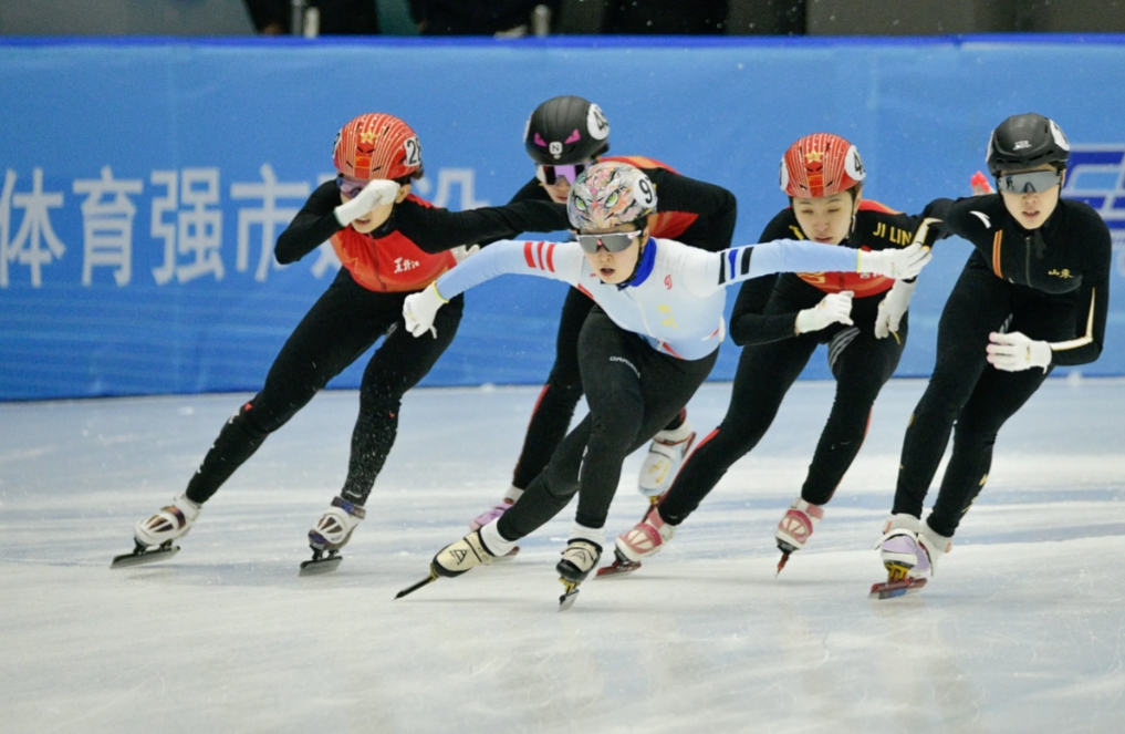 aoa体育新闻-运动员们将在比赛中向观众献上精彩表演