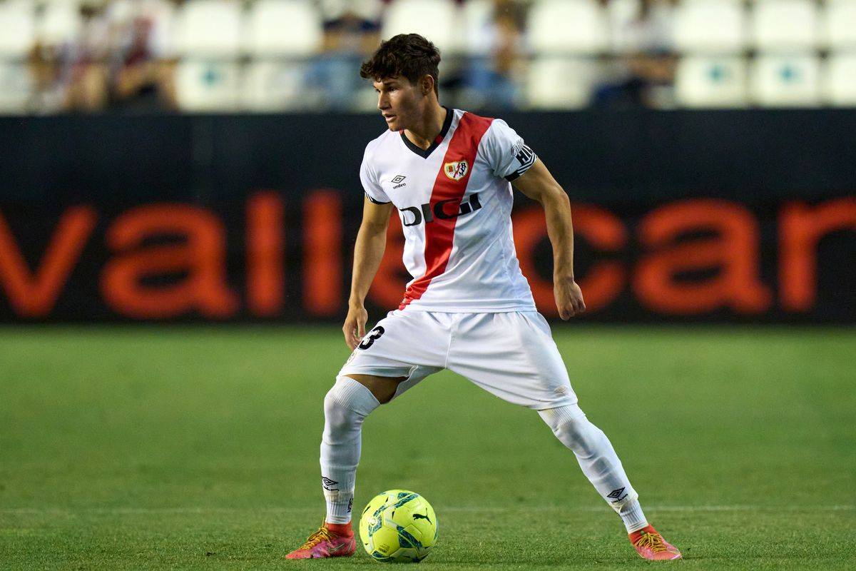 西甲联赛：巴塞罗那客场战胜皇家贝蒂斯