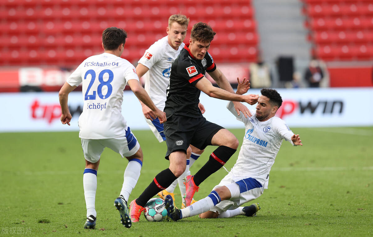 aoa体育视频-沙尔克遭遇连败进入保级泥潭的简单介绍