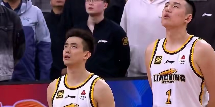 广东队外援砍下+,助球队逆转 广东队外援砍下+,助球队逆转