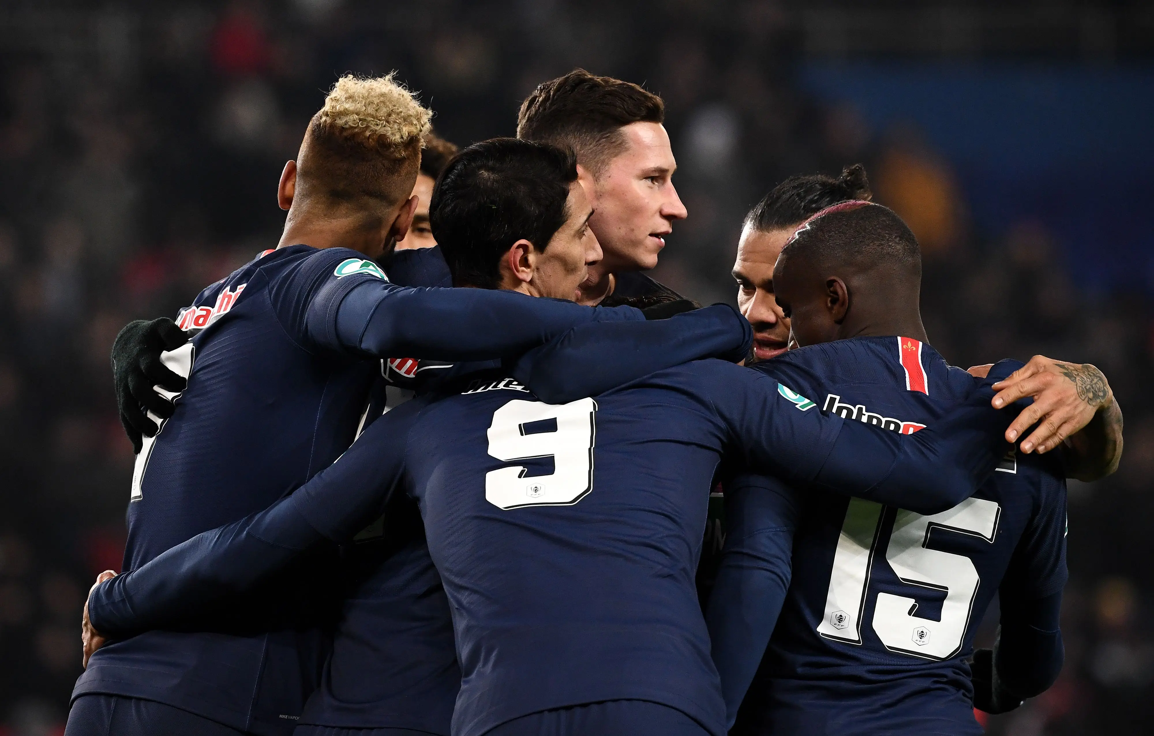 aoa体育教练-包含拉齐奥2-1逆转佛罗伦萨，继续保持不败纪录的词条