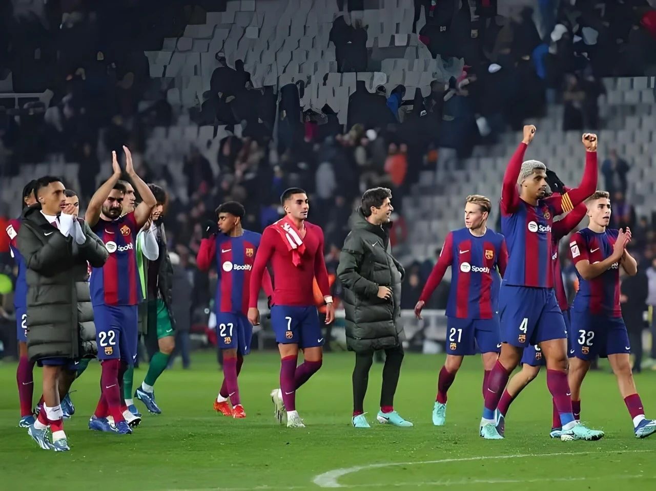 aoa体育-巴塞罗那再次惨败，遭遇三连败