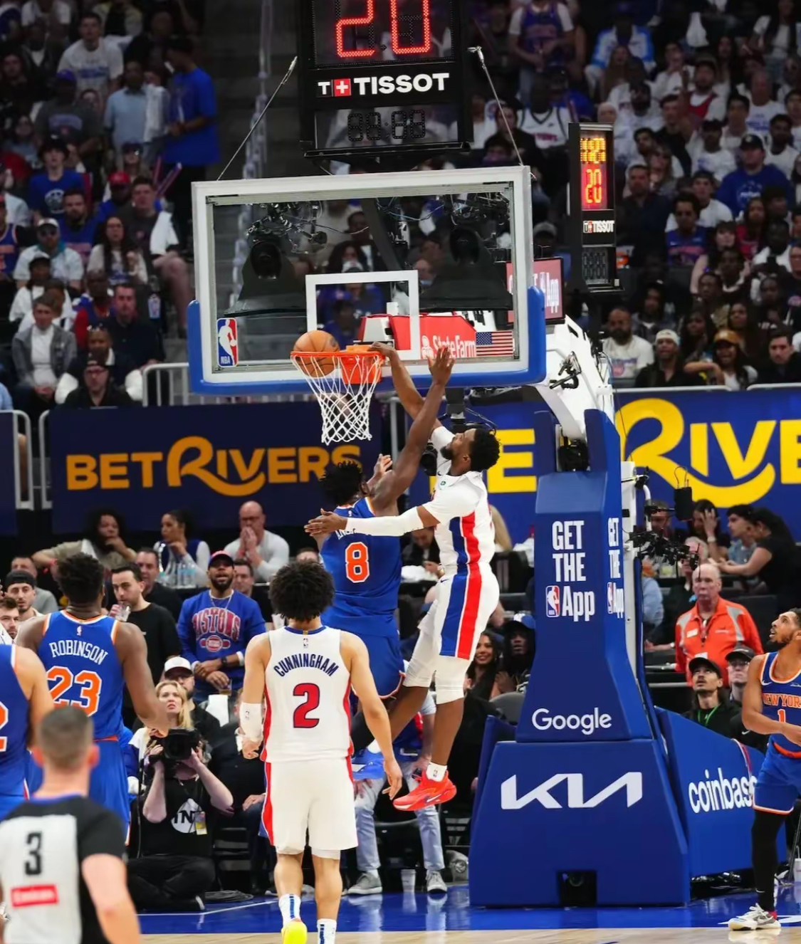 活塞客场击败尼克斯,止两连败的简单介绍 活塞客场击败尼克斯,止两连败的简单介绍