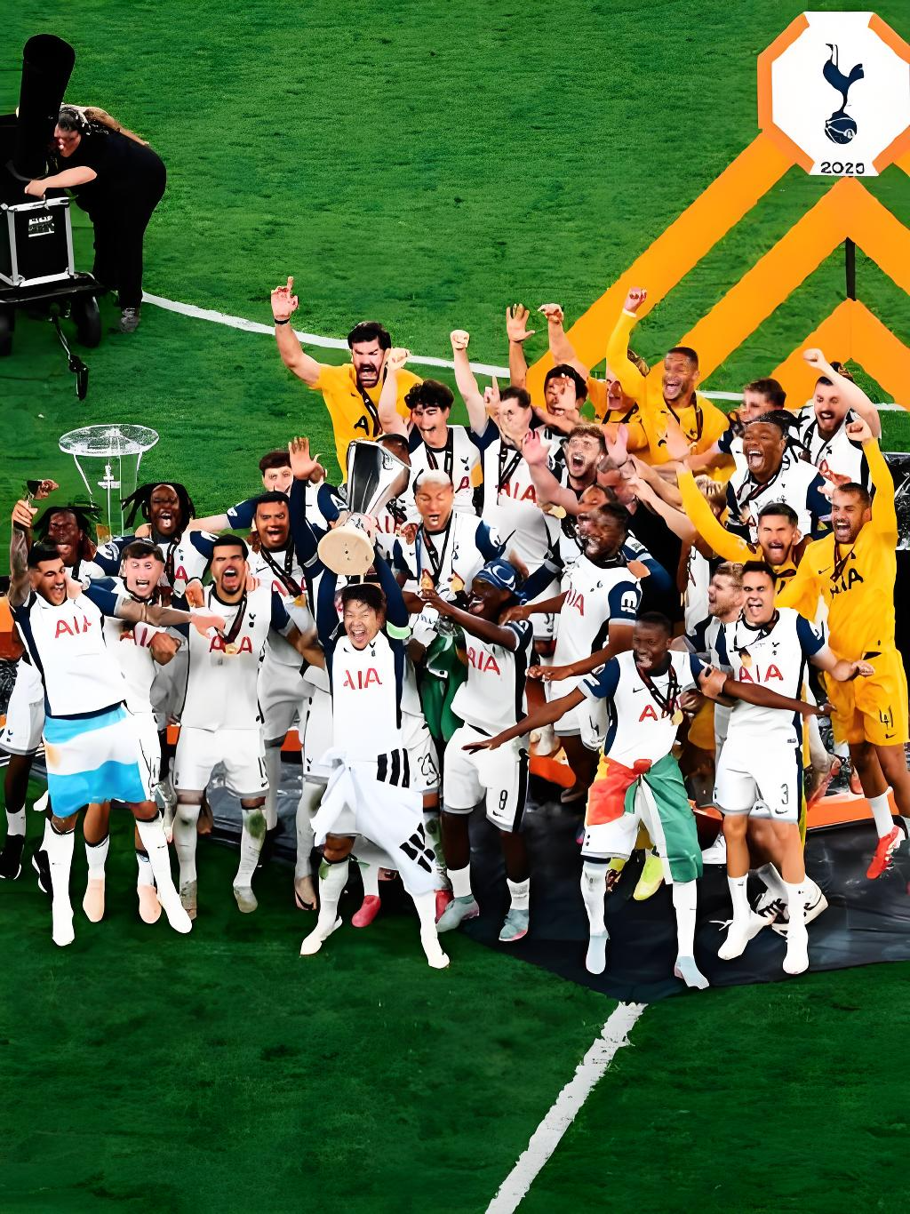 比赛热情高涨,球队表现令人瞩目 比赛热情高涨,球队表现令人瞩目