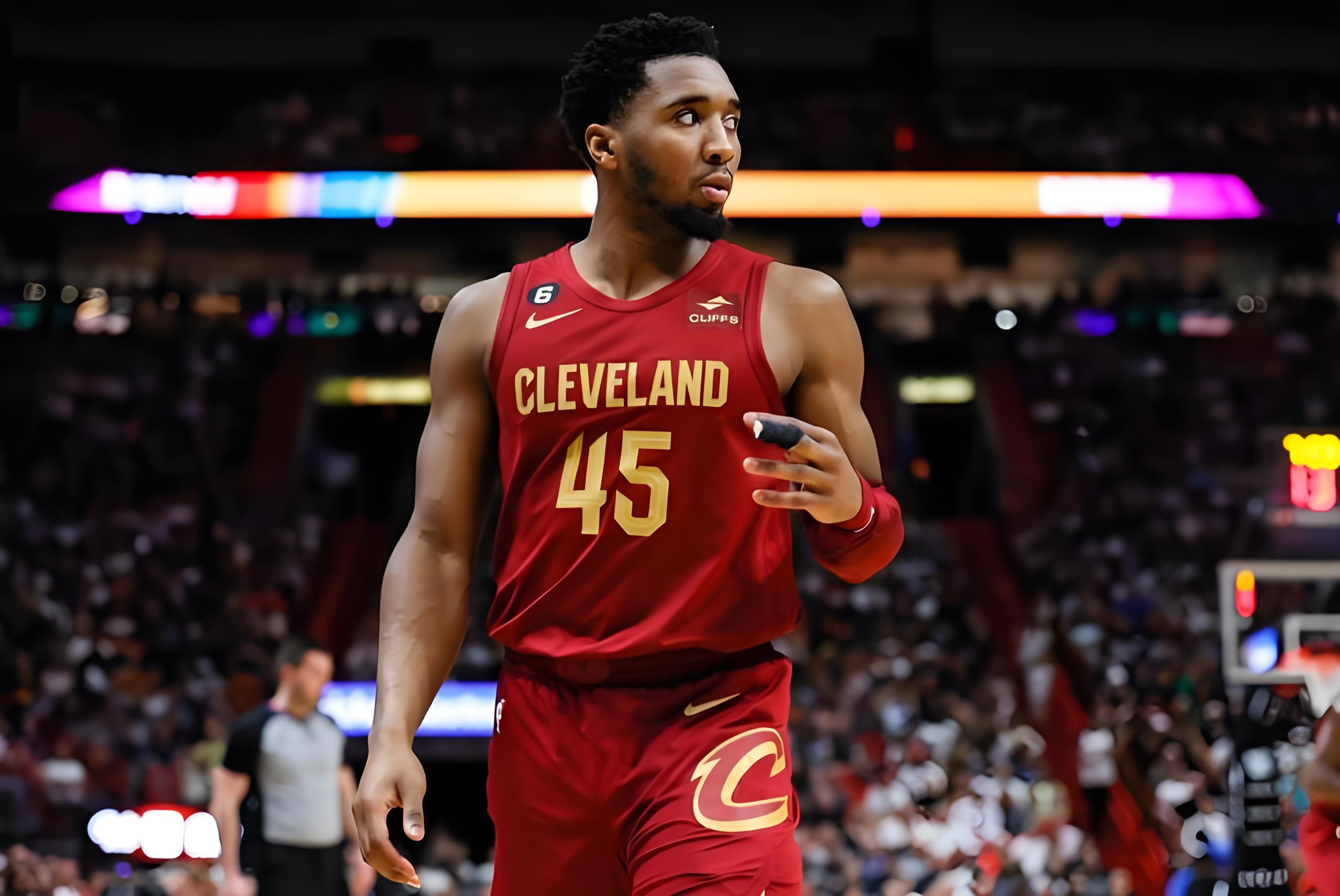 aoa体育娱乐-巨星发威！快船主场胜猛龙力保不败金身的简单介绍