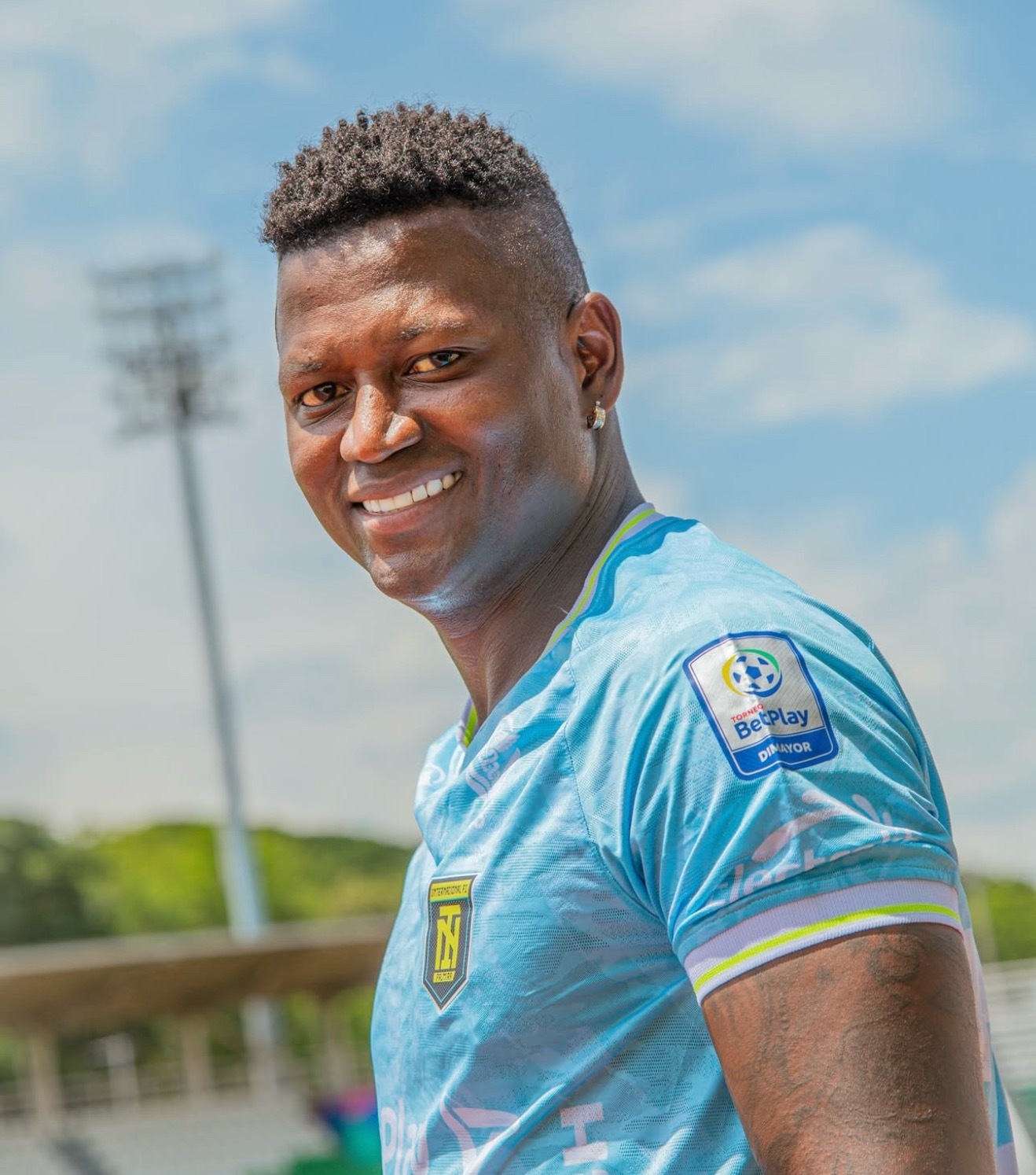 aoa体育娱乐-哥伦比亚国家队新任主教练加紧备战